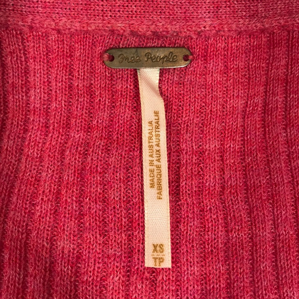 Free People | Red Ribbed V-Neck Long Tee - Picture 3 of 5